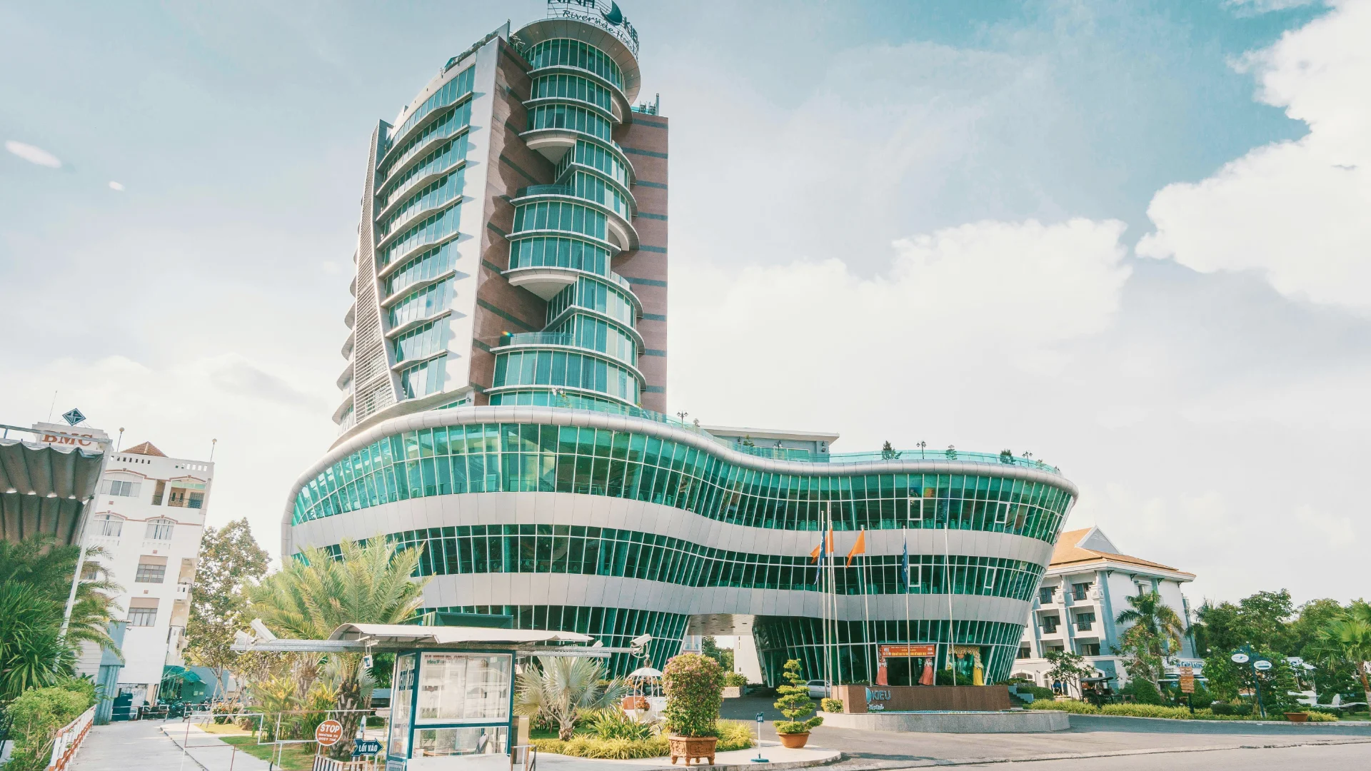 نيل ريتز كارلتون